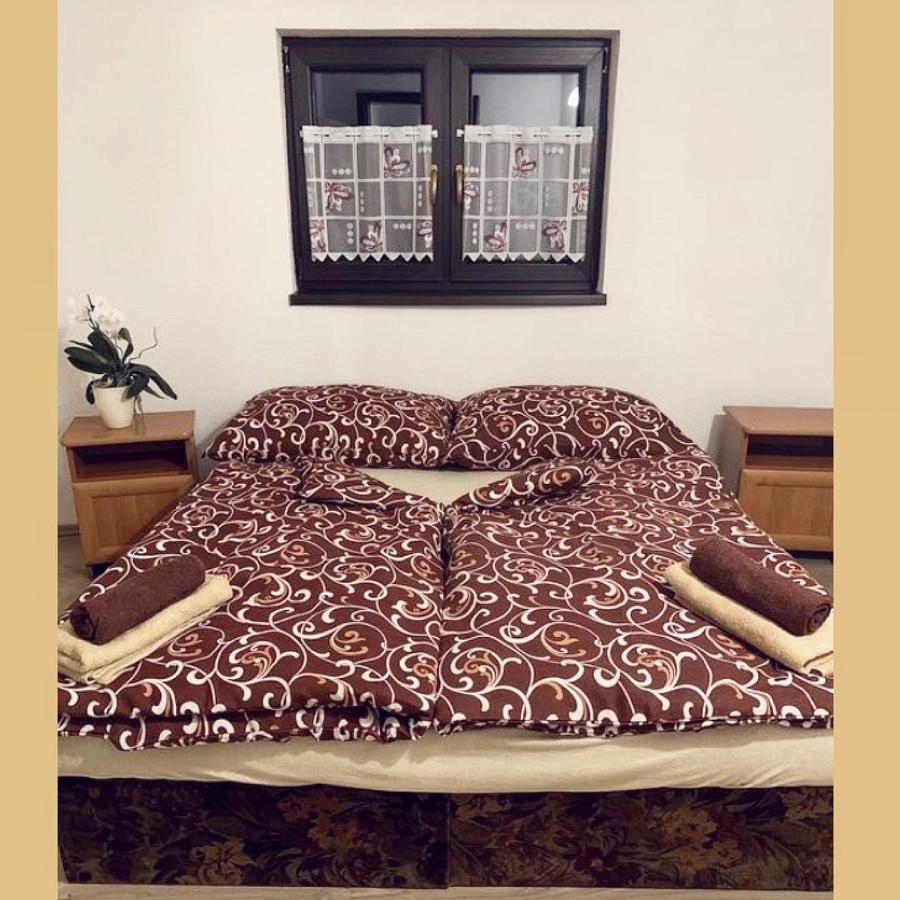 Dovolenkovy Dom Dubak Villa Lopej ภายนอก รูปภาพ